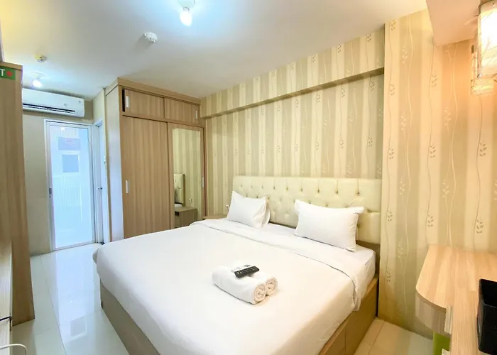 Cozy And Comfy Studio At Bassura City Apartment By Travelio