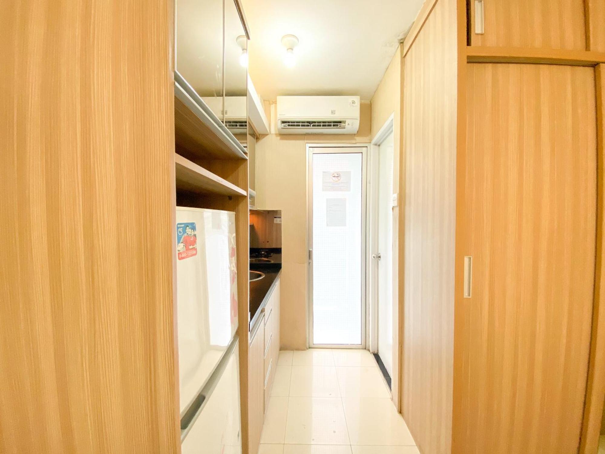 Appartement Cozy And Comfy At Bassura By Travelio *